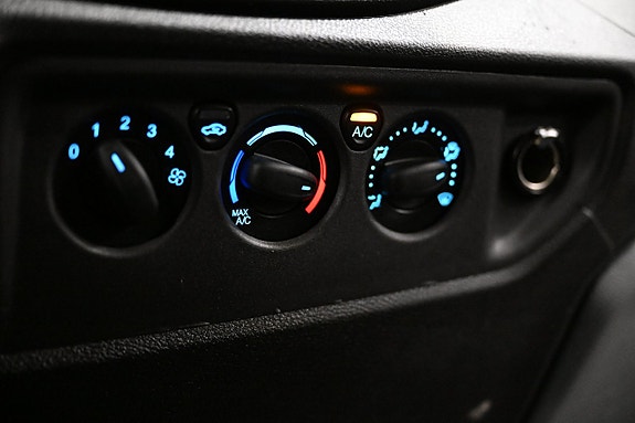Ford Transit 24 of 30