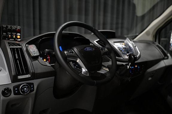 Ford Transit 15 of 30
