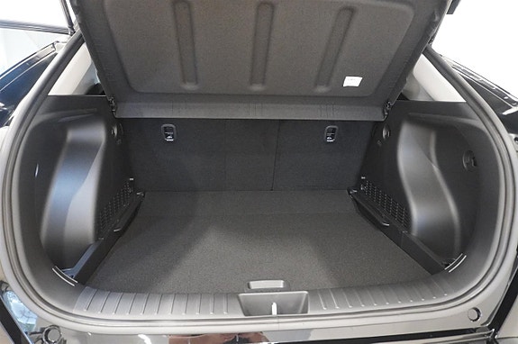 Hyundai Kona 10 of 13