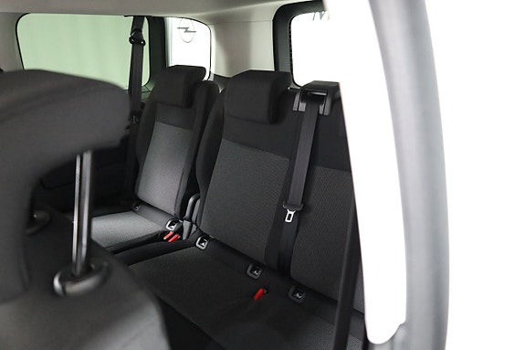 Opel Zafira 18 of 27