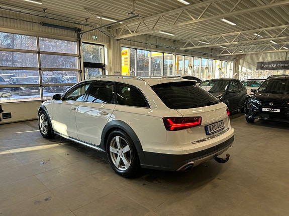 Audi A6 allroad 3 of 5