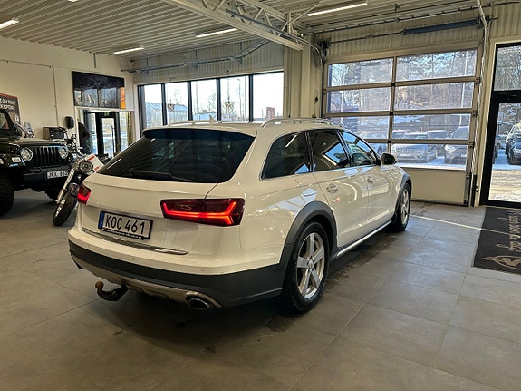 Audi A6 allroad 4 of 5