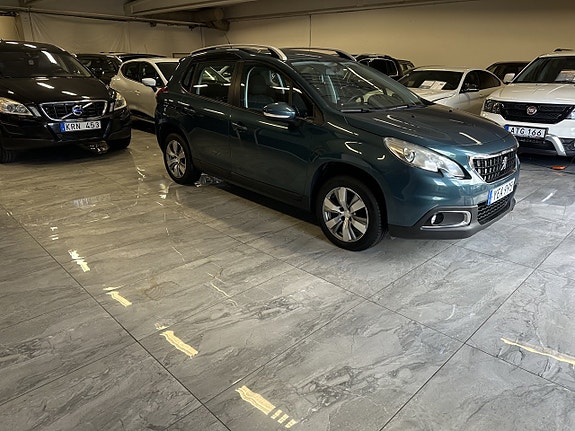 Peugeot 2008 2 of 20