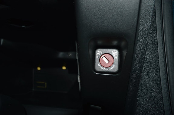 Peugeot 2008 8 of 20