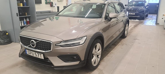 Volvo V60 Cross Country