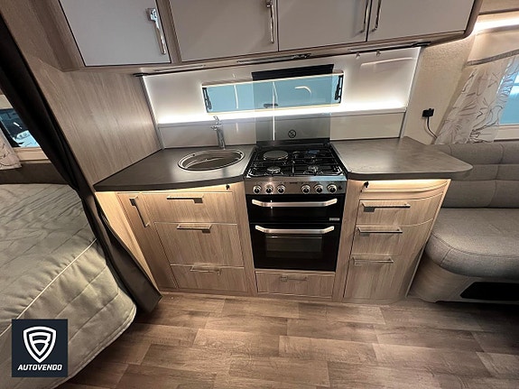 Kabe ROYAL 560 XL KS 8 of 17