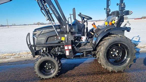 Captain 263 Traktor med Frontlastare 8 of 10