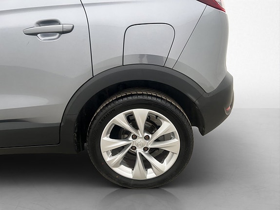 Opel Crossland X 24 of 25
