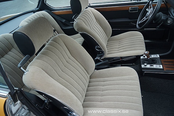 BMW 3.0 CSI 27 of 30