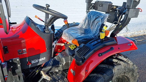 Captain 263 Traktor med Frontlastare 8 of 11