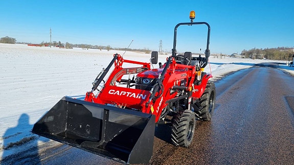Captain 263 Traktor med Frontlastare