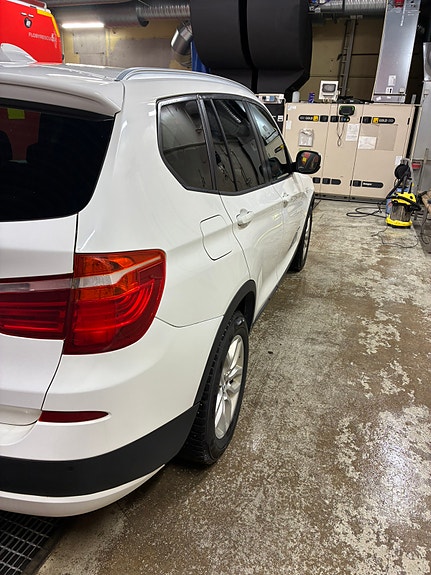 BMW X3 5 of 5