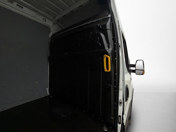 Iveco Daily 12 of 27