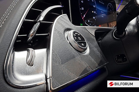 Mercedes-Benz E300 de 12 of 14