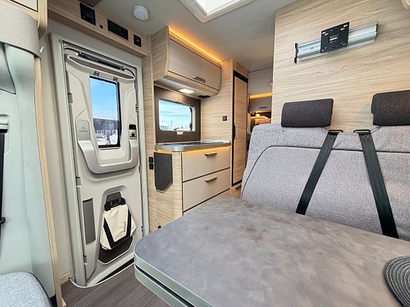 Knaus Van Ti Plus Platinum Selection 650 MEG 4x4-Alde-DEMOUTFÖRSÄLJNING-REA! 9 of 21