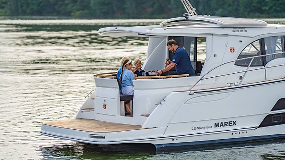 Marex 330 -27 4 of 5