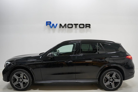 Mercedes-Benz GLC300 e 3 of 5