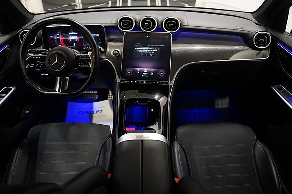 Mercedes-Benz GLC300 e 9 of 22