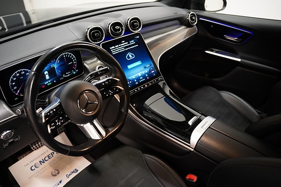 Mercedes-Benz GLC300 e 5 of 5