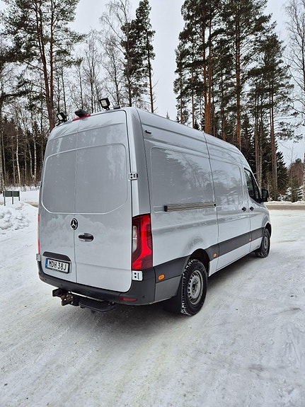 Mercedes-Benz Sprinter 11 of 30