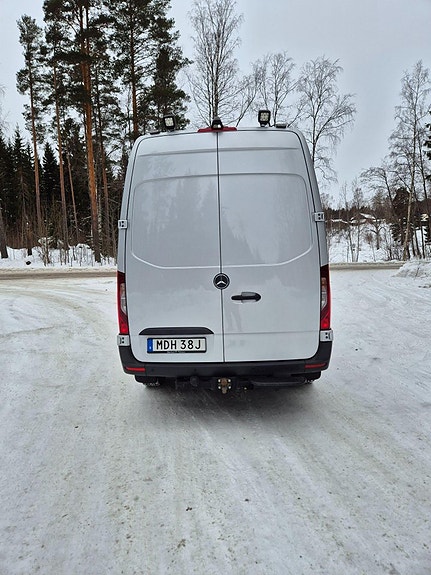 Mercedes-Benz Sprinter 12 of 30