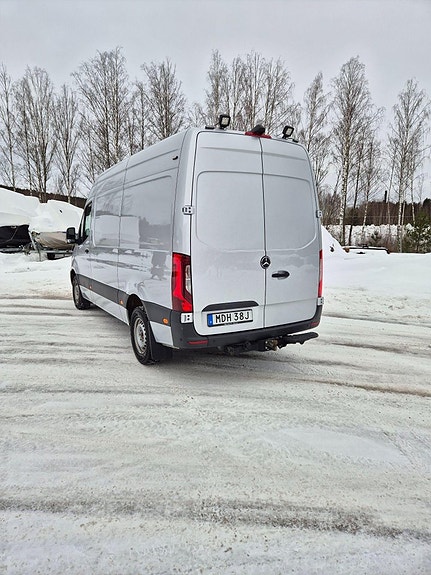 Mercedes-Benz Sprinter 14 of 30