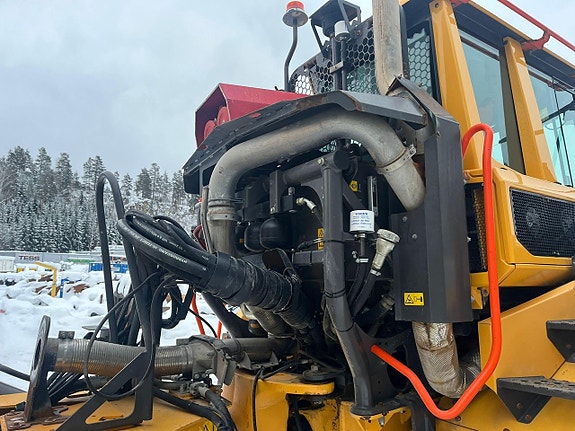 Volvo A25G 8 of 30