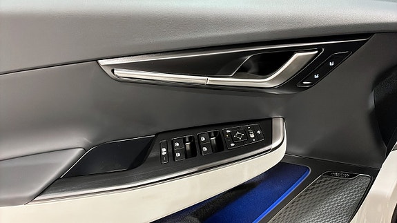 Kia EV6 15 of 16