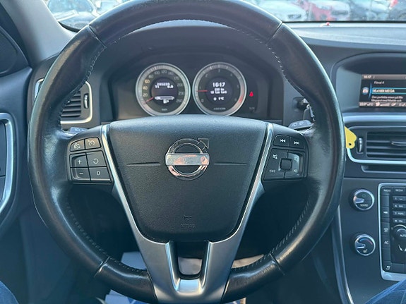 Volvo V60 19 of 22