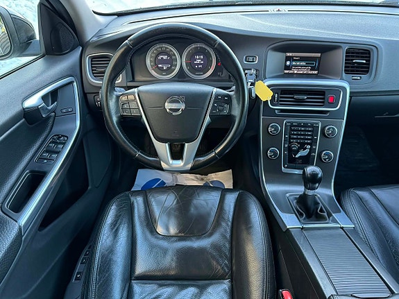 Volvo V60 15 of 22