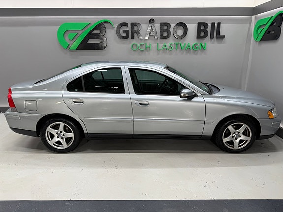 Volvo S60 6 of 16