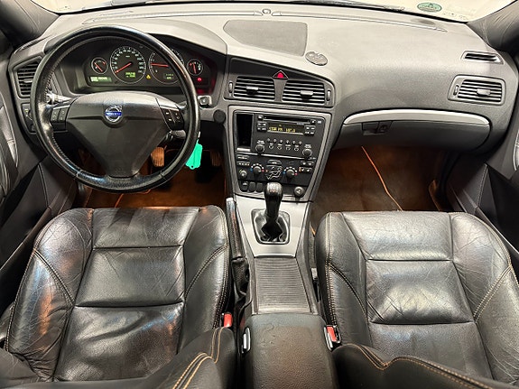 Volvo S60 11 of 16