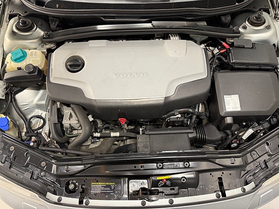Volvo S60 15 of 16