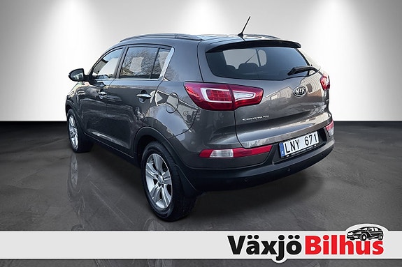 Kia Sportage 2 of 9