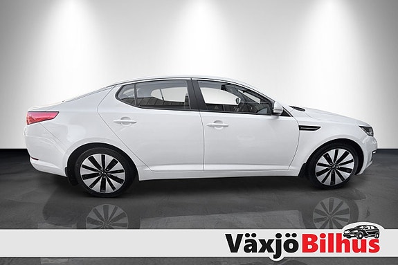 Kia Optima 3 of 5