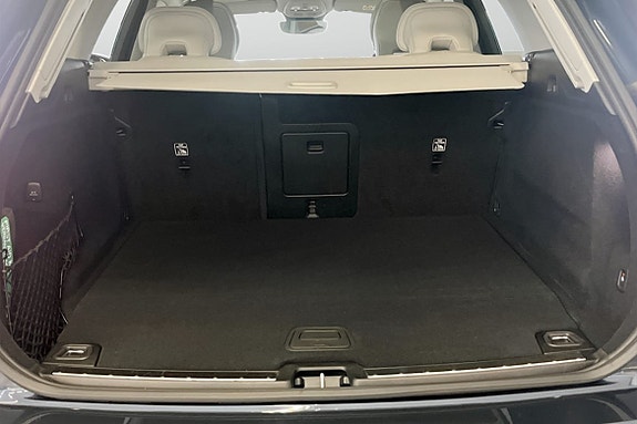 Volvo XC60 10 of 10