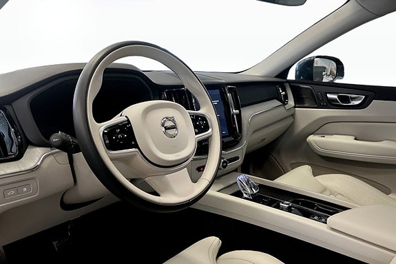 Volvo XC60 6 of 10