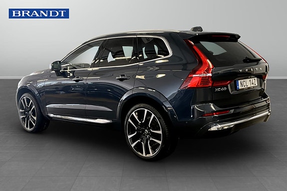 Volvo XC60 3 of 10