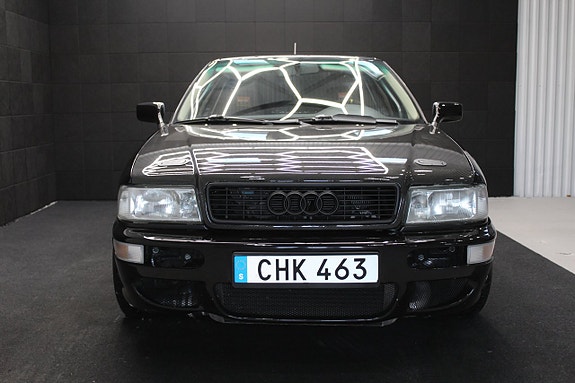 Audi Coupé 2 of 5