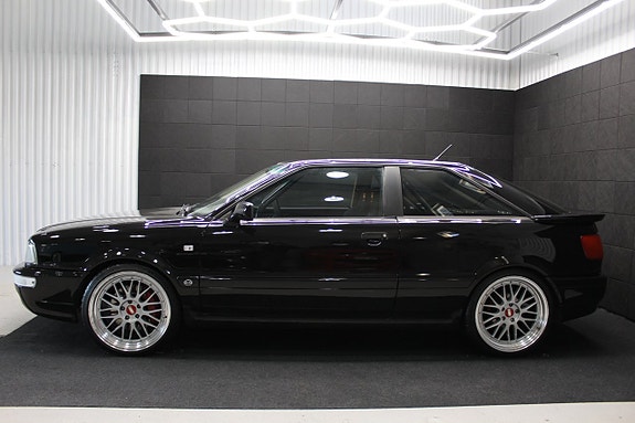 Audi Coupé 3 of 5