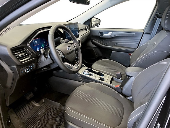 Ford Kuga 5 of 16