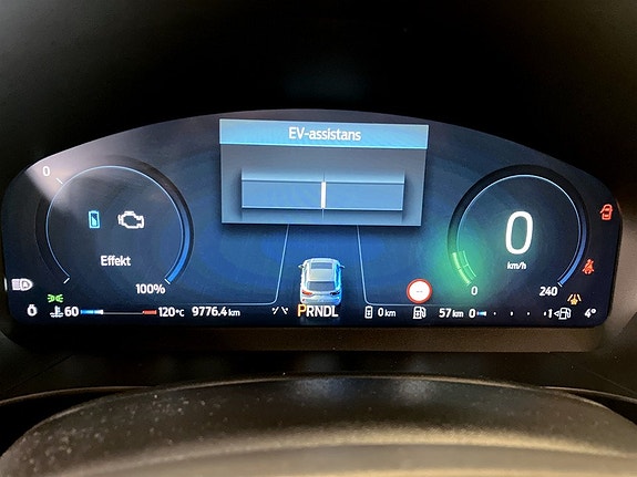 Ford Kuga 8 of 16