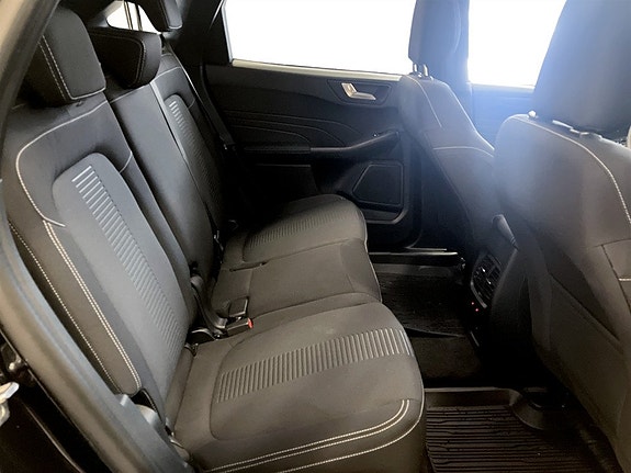Ford Kuga 13 of 16
