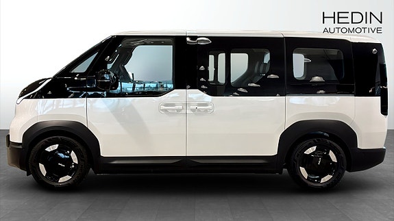 Kia PV5 6 of 17