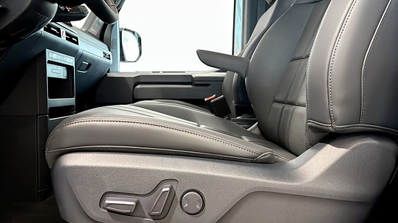 Kia PV5 13 of 17