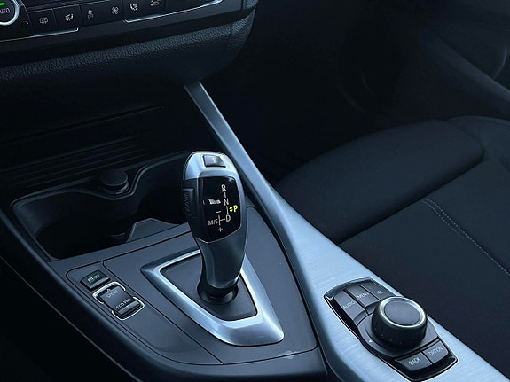 BMW 118d 17 of 22