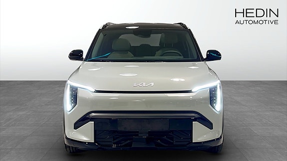 Kia EV3 10 of 13