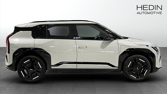 Kia EV3 3 of 13