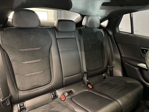 Mercedes-Benz GLC63 15 of 30