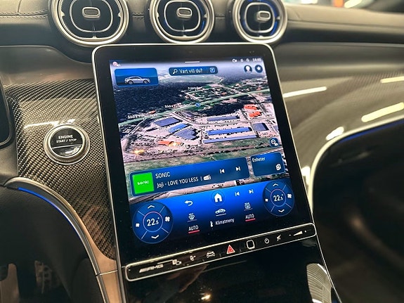 Mercedes-Benz GLC63 21 of 30